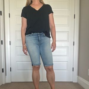 We The Free Moon Dance tee